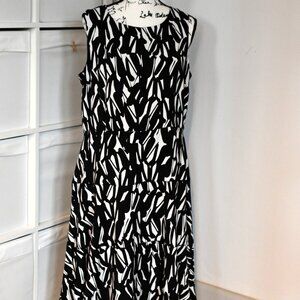 Kasper Black White Sleeveless Size 16 Dress w/ Zipper Back Tapered Waist